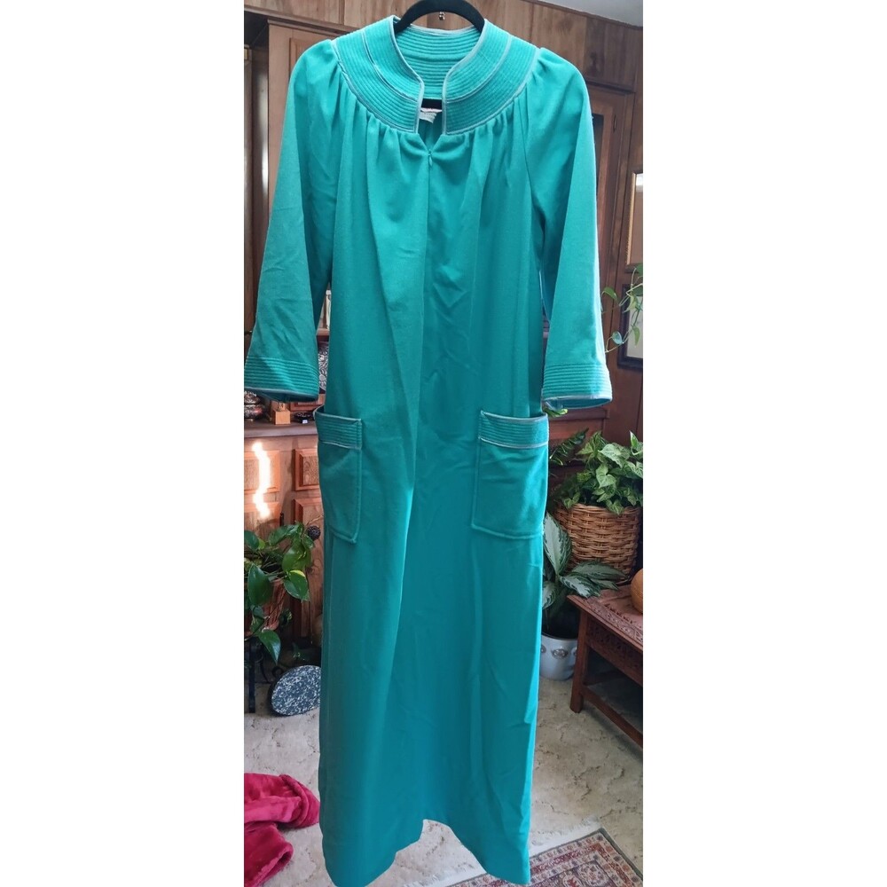Vintage 70s Medium Evelyn Pearson Turquoise Long House Dress Pajamas